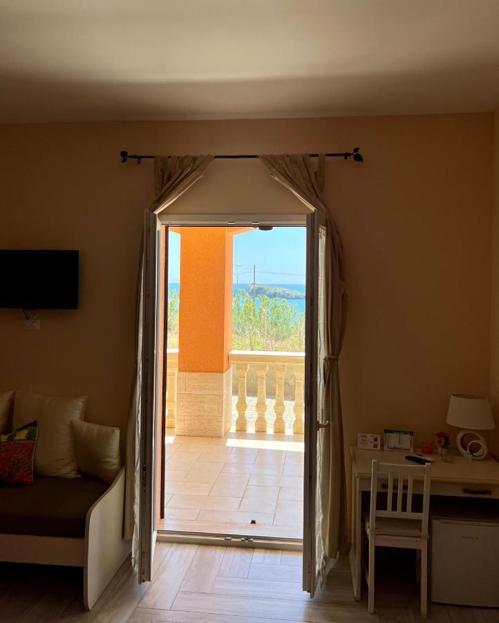 Bed and Breakfast Carrubella Santa Zita Ліката Екстер'єр фото
