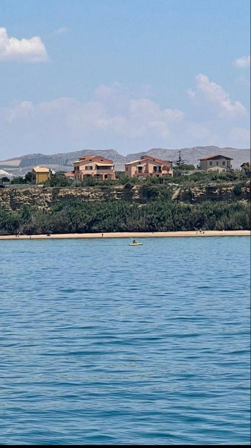 Bed and Breakfast Carrubella Santa Zita Ліката Екстер'єр фото